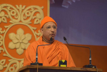 Swami Jnanavratananda