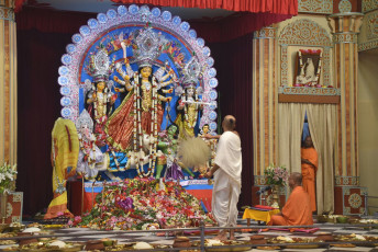 Durga Puja 2019 : Navami Puja at Belur Math